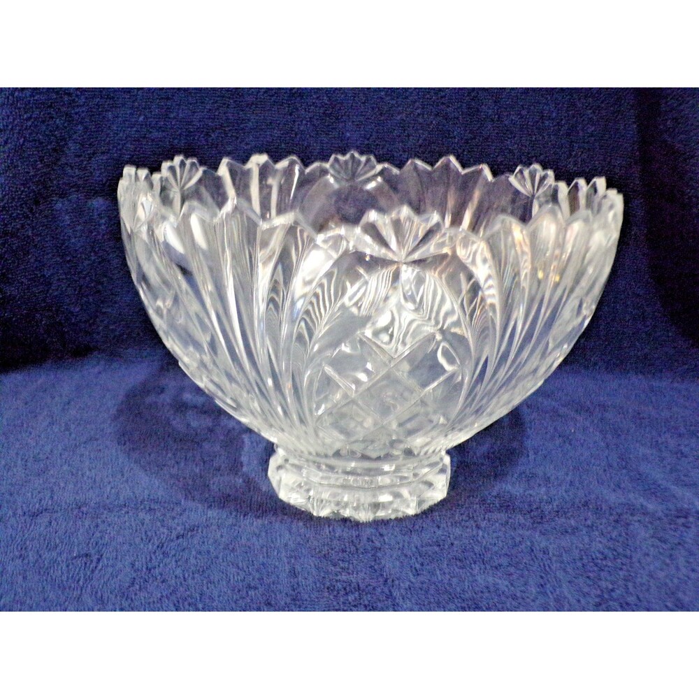 Vintage Waterford Crystal Round Brilliant Saw Cut Serving Bowl on Pedestal 9"‎